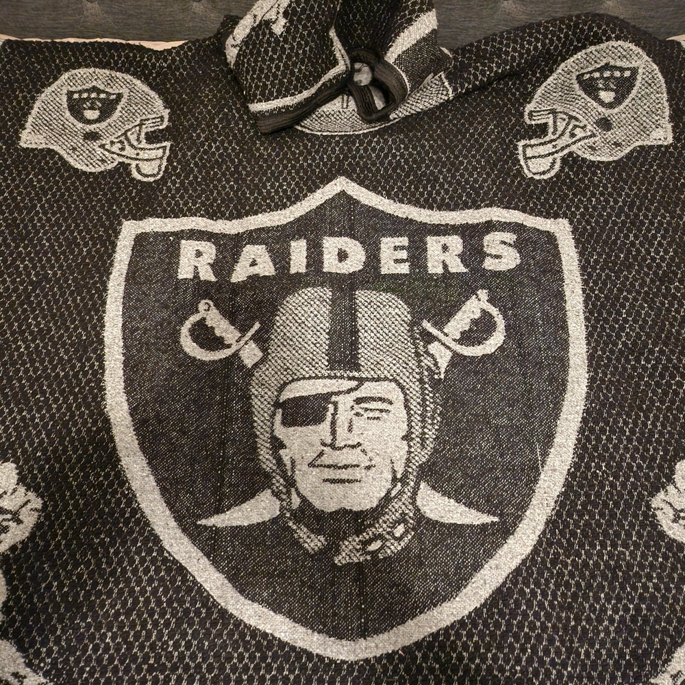 Raiders Poncho